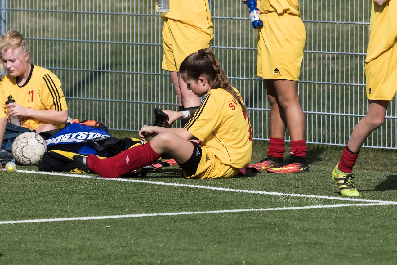 Bild 119 - B-Juniorinnen SG Weststeinburg/Bei - SV Fisia 03 : Ergebnis: 1:2